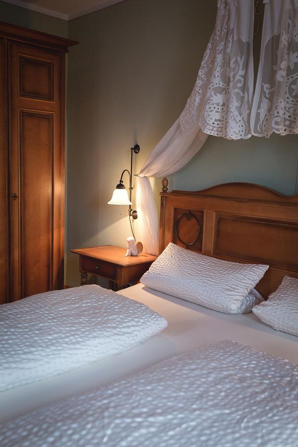 Der Patrizierhof - Weingut Gasthof Hotel - Familie Grebner Grosslangheim Eksteriør billede